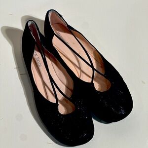 These are Taryn Rose Ballet style shoes.